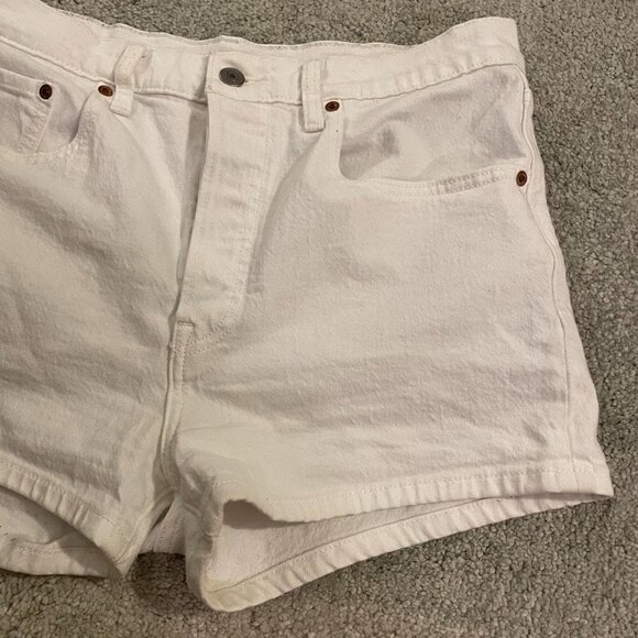 Levi's® Premium 501® High-Waisted White Shorts size 30 - Picture 6 of 10